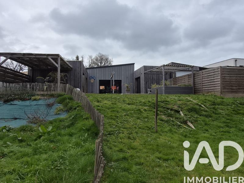 Maison - 140 m² - 6 pièces