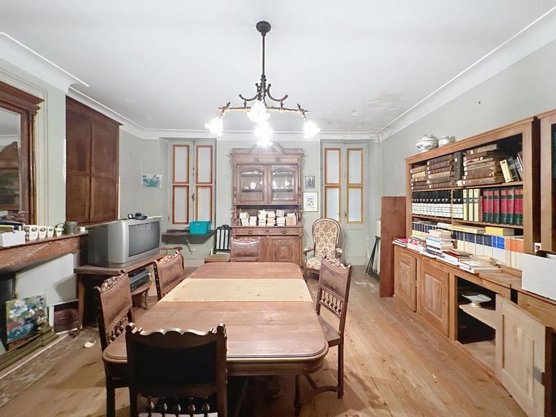 Maison de maîtres - 556 m² - 28 pièces