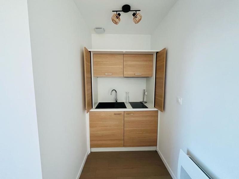 Studio - 15 m² - 1 pièce