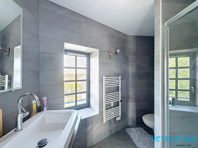 Appartement - 120 m² - 4 pièces