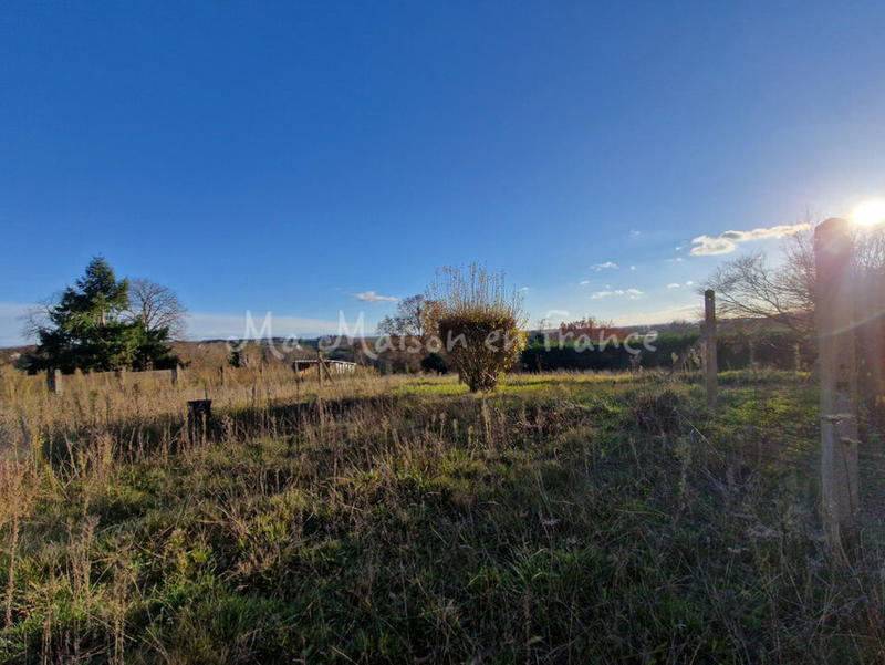 Maison - 240 m² - 11 pièces