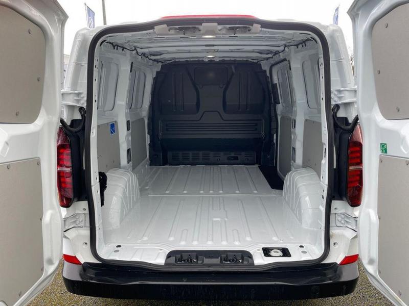 Volkswagen Transporter Van Tdi 150 Ch Bvm6 L1