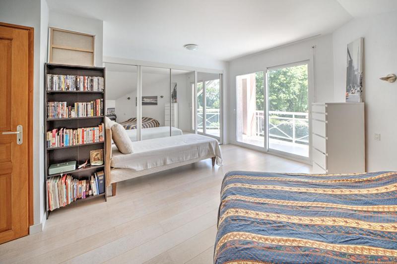 Maison - 320 m² - 7 pièces