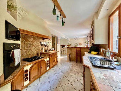 Maison - 167 m² - 6 pièces