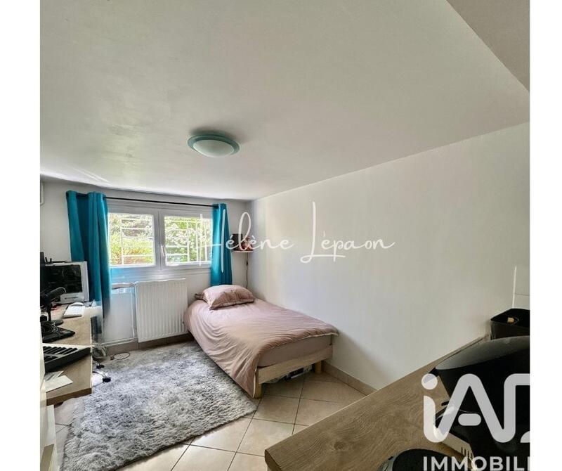 Maison - 134 m² - 9 pièces