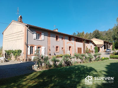 Maison - 340 m² - 8 pièces