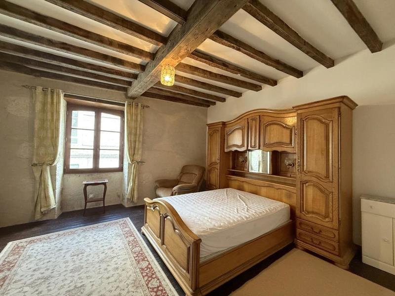 Maison - 217 m² - 6 pièces