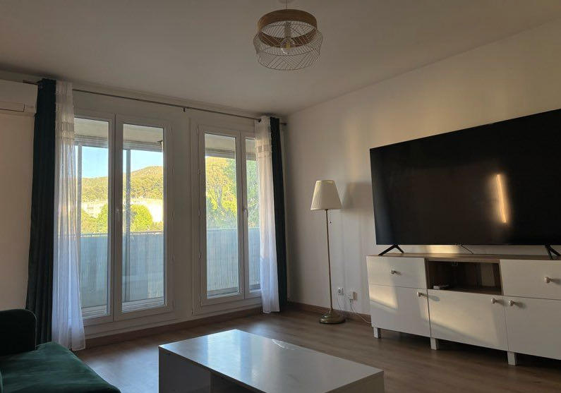 Appartement - 70 m² - 3 pièces
