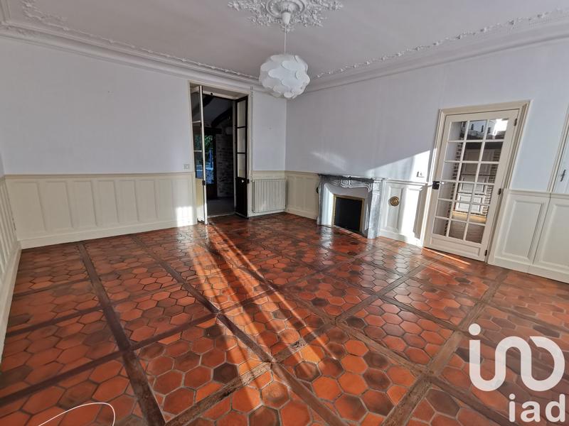 Maison - 183 m² - 7 pièces