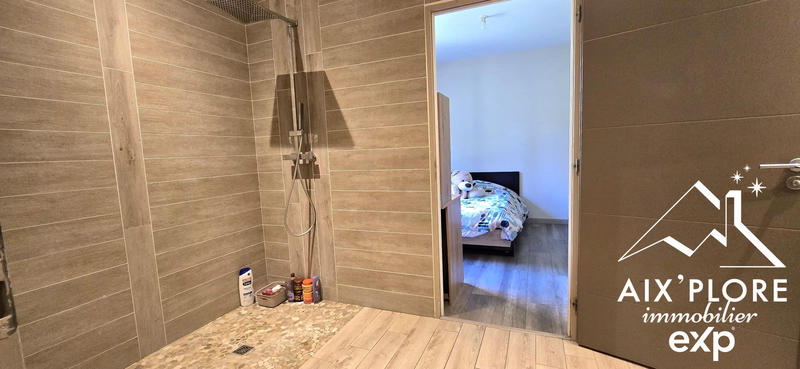 Villa - 187 m² - 6 pièces