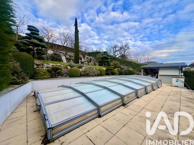 Maison - 97 m² - 4 pièces