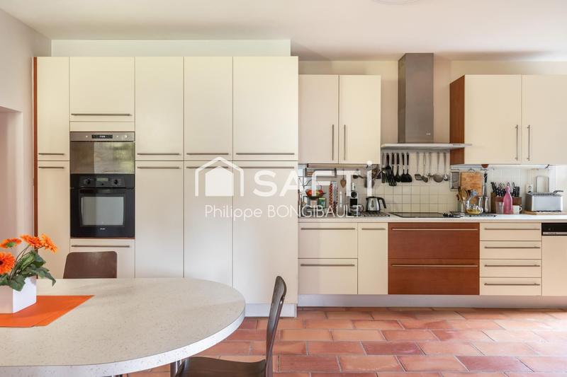 Maison de maîtres - 203 m² - 5 pièces