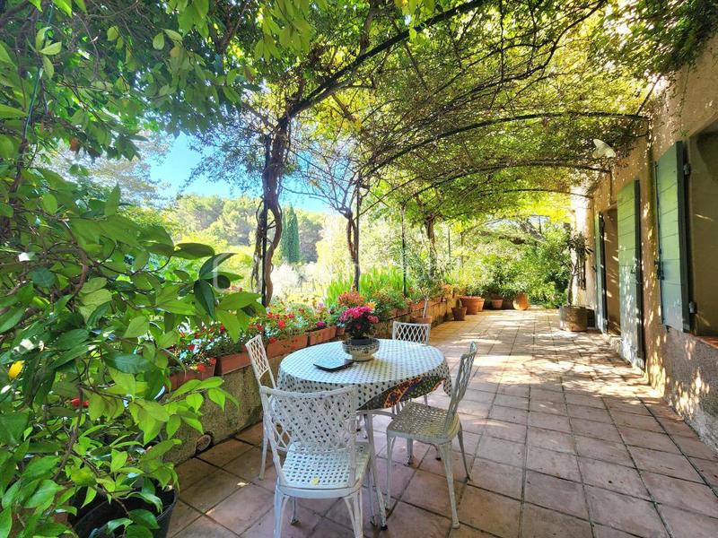 Ferme - 240 m² - 9 pièces