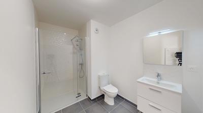 Appartement - 84 m² - 4 pièces