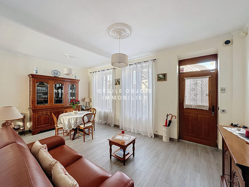 Maison ancienne - 102 m² - 7 pièces