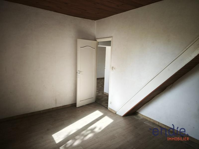 Maison - 233 m² - 10 pièces