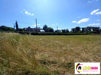 Terrain constructible - 755 m²