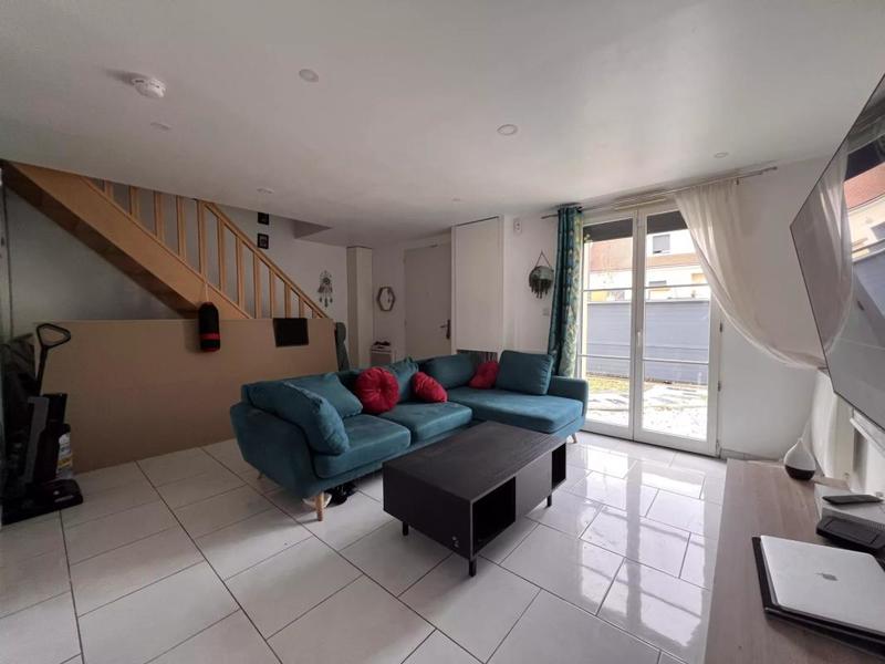 Maison - 80 m² - 4 pièces