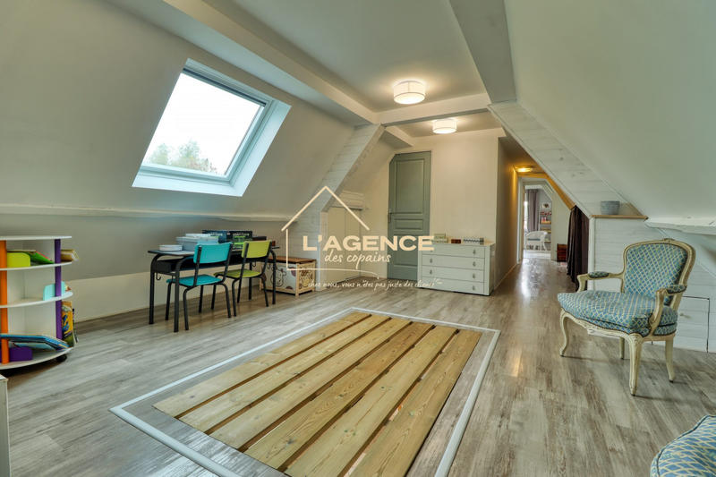 Maison - 190 m² - 6 pièces