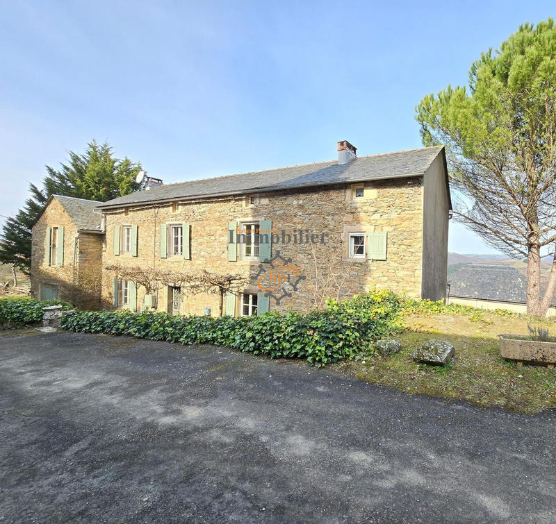 Maison - 190 m² - 4 pièces