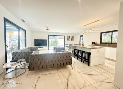Villa - 139 m² - 5 pièces