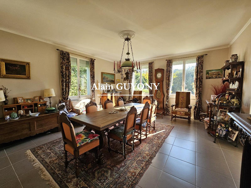 Villa - 190 m² - 7 pièces