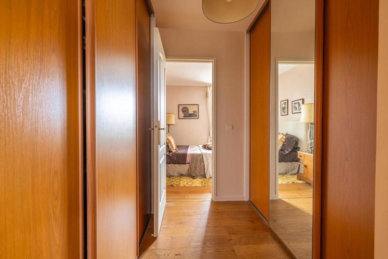 Maison - 181 m² - 8 pièces