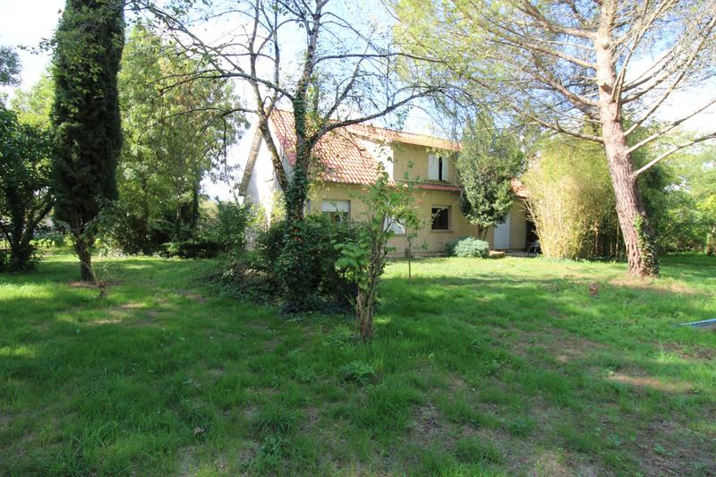 Maison - 164 m² - 8 pièces