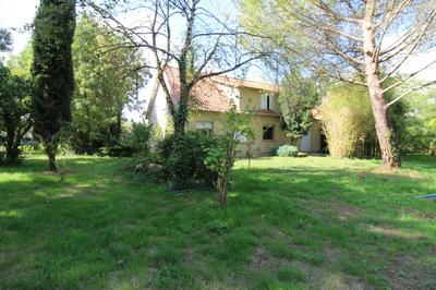 Maison - 164 m² - 8 pièces