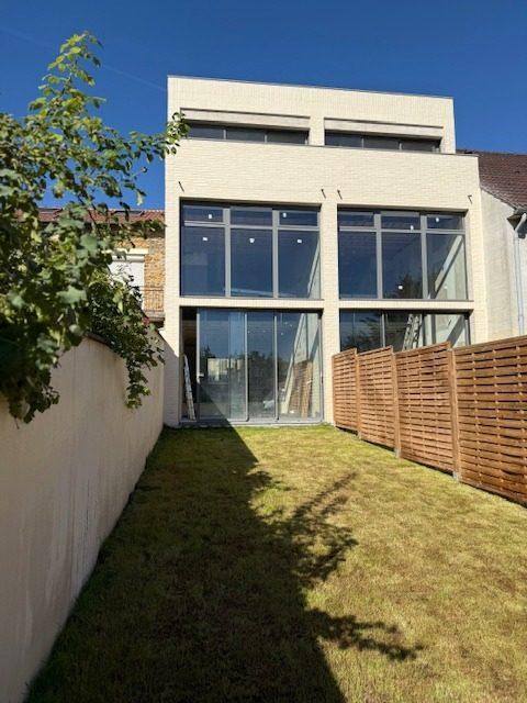 Maison contemporaine - 130 m² - 4 pièces