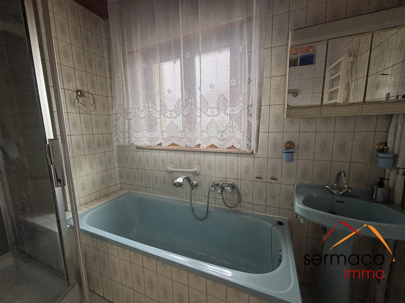 Maison - 194 m² - 9 pièces