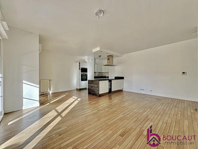 Appartement - 102 m² - 5 pièces