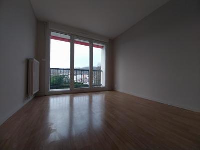 Appartement - 74 m² - 4 pièces