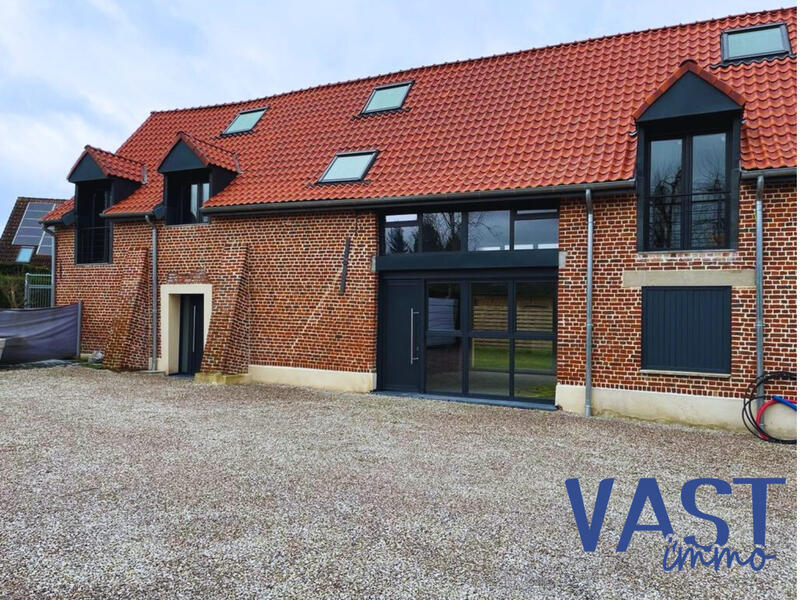 Maison - 95 m² - 2 pièces