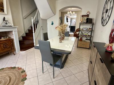 Maison - 83 m² - 4 pièces