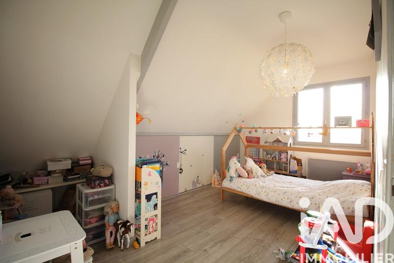 Maison - 95 m² - 5 pièces