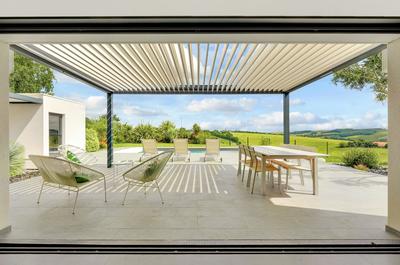 Maison contemporaine - 262 m² - 7 pièces