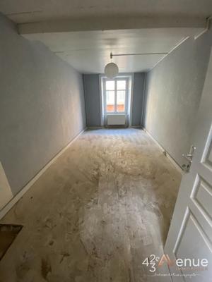 Immeuble - 76 m² - 4 pièces