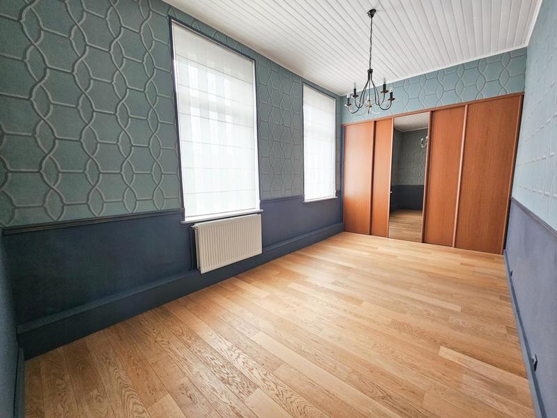 Maison - 204 m² - 8 pièces