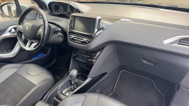 Peugeot 2008 1.5 BlueHDi 120 Eat6 Gt-Line