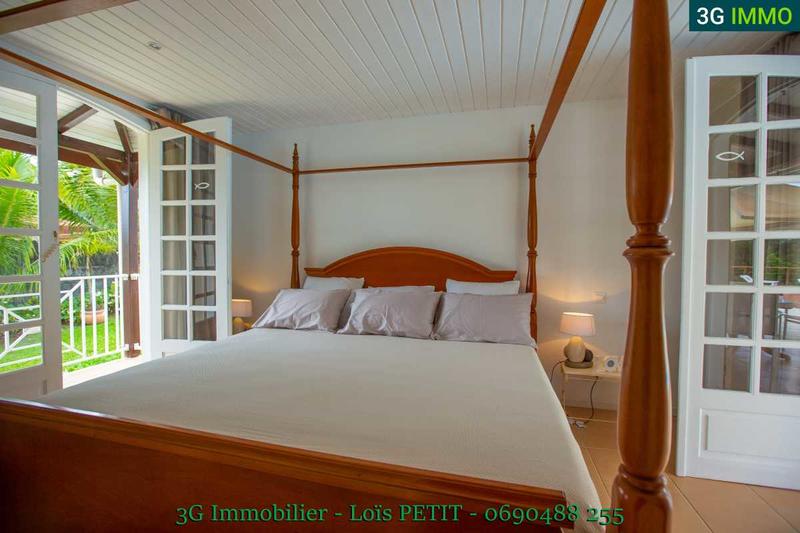 Maison d'architecte - 355 m² - 9 pièces