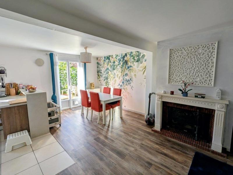 Maison - 88 m² - 4 pièces