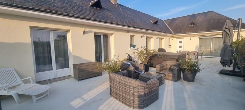 Appartement - 142 m² - 4 pièces