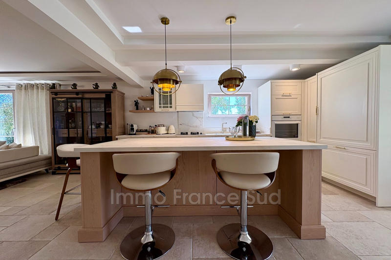 Villa - 175 m² - 7 pièces