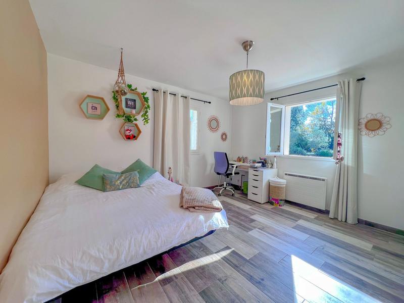 Maison contemporaine - 185 m² - 5 pièces