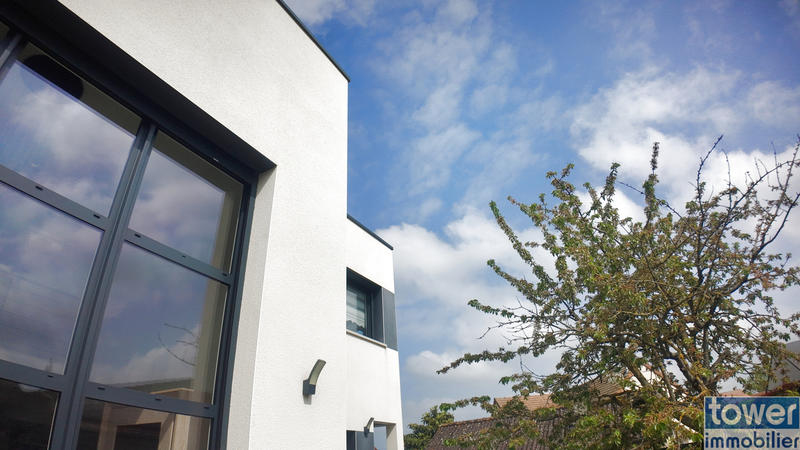 Maison - 203 m² - 7 pièces