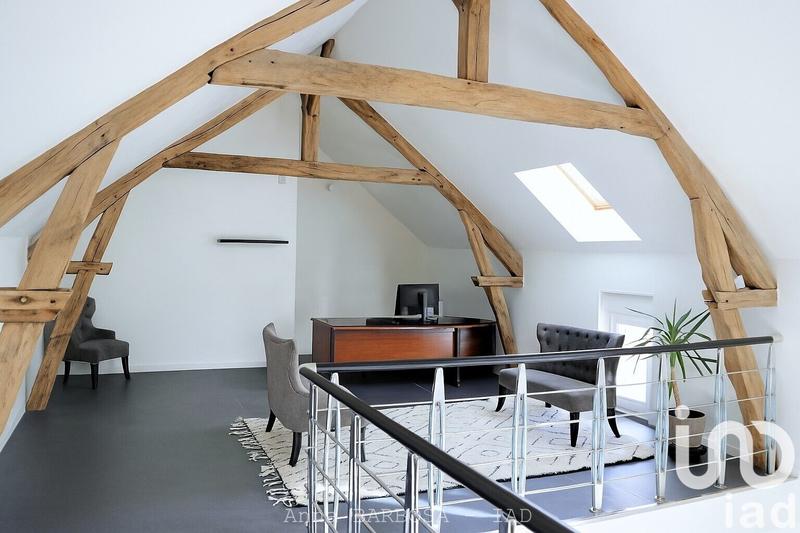 Maison - 361 m² - 7 pièces