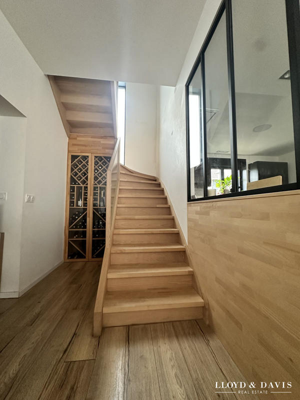 Maison contemporaine - 166 m² - 6 pièces