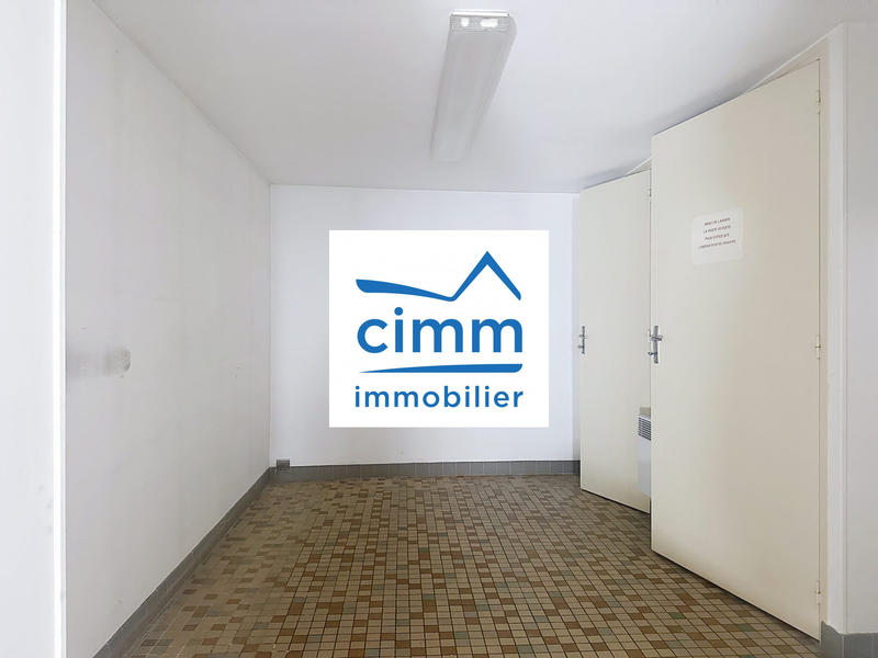 Bureau - 125 m² - 6 pièces