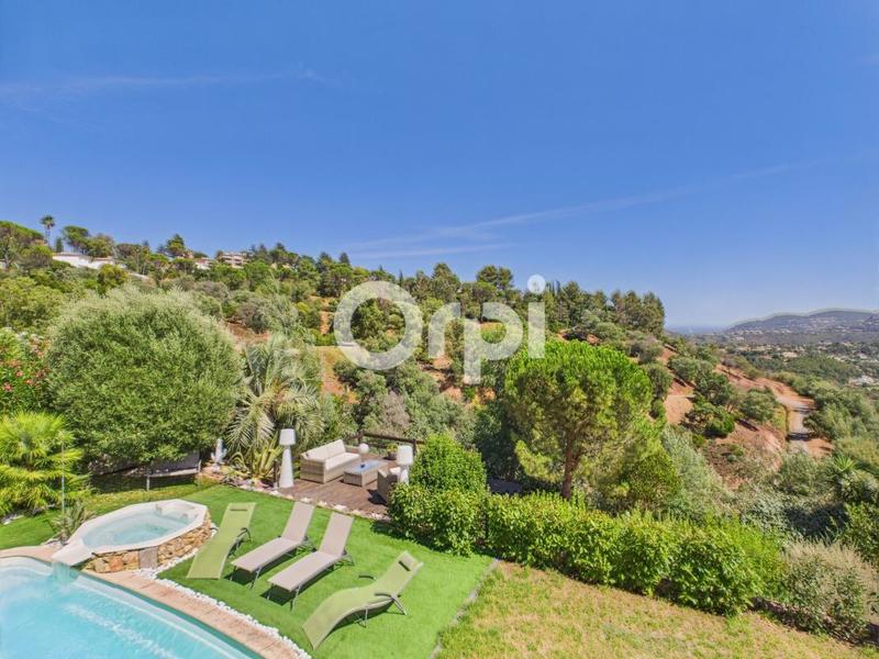 Villa - 141 m² - 5 pièces